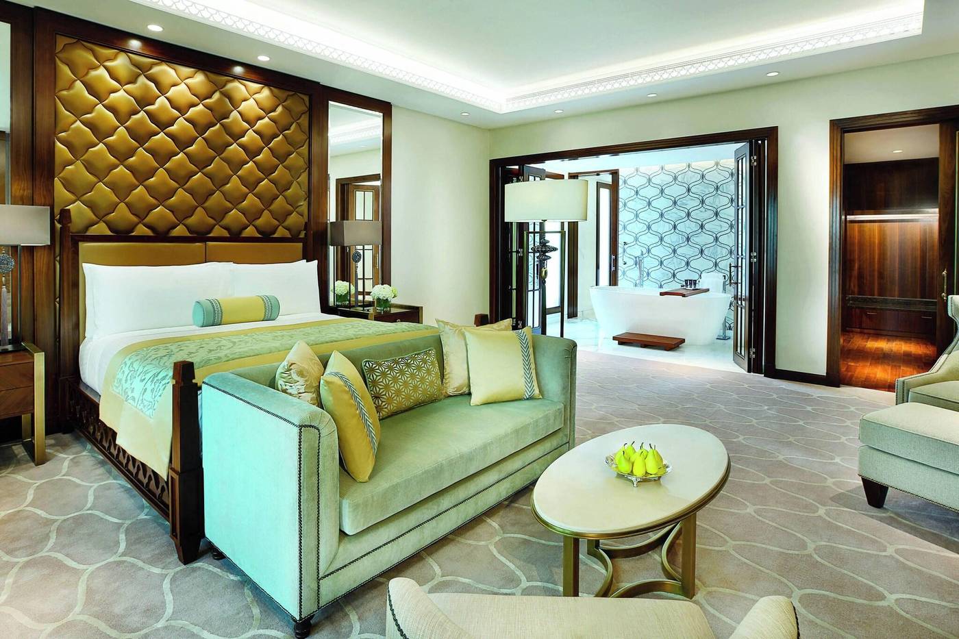 The-Ritz-Carlton--Dubai-Room-37