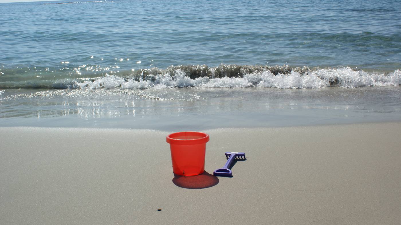 Hamilton-Court-Beach-62