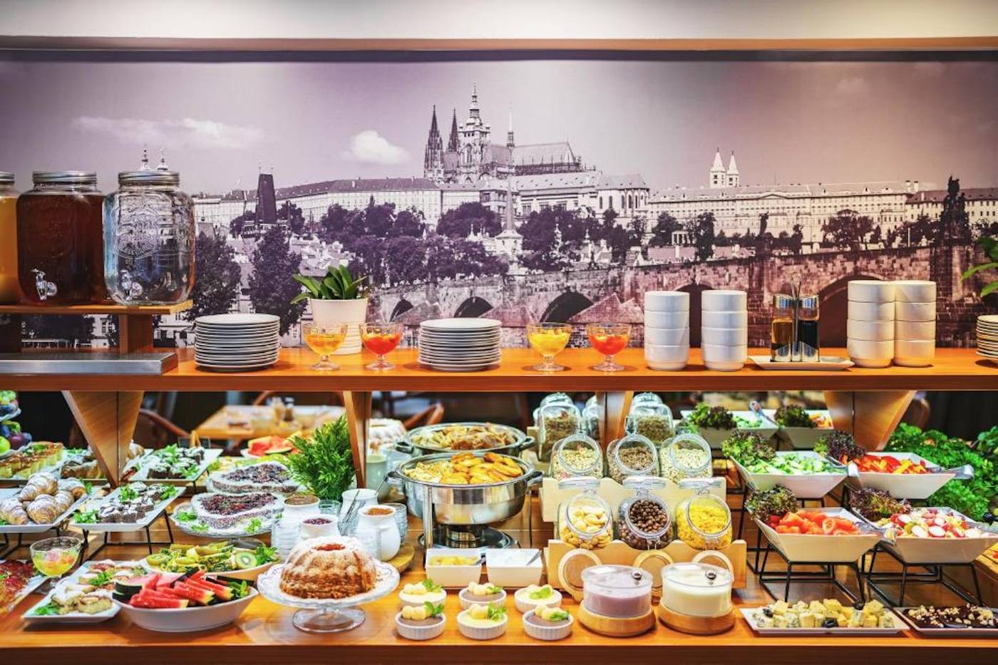 Charles-Central-Restaurant-22