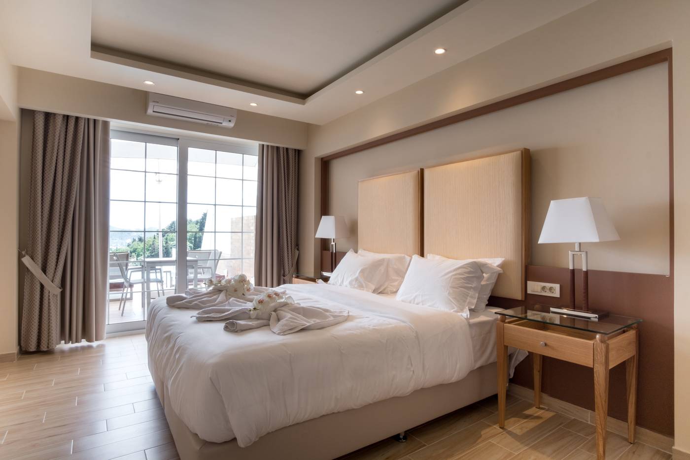 Avalon-Hotel-Room-17