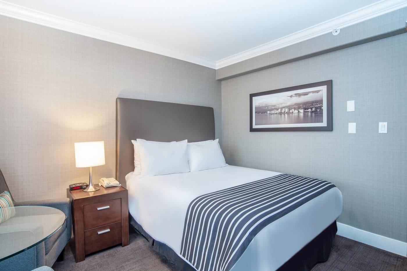 Sandman-Hotel-Vancouver-Airport-Room-27