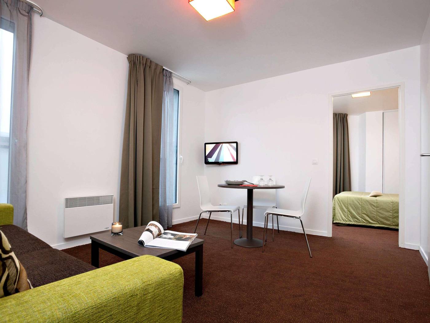 Aparthotel-Adagio-access-Paris-Asnieres-Room-22