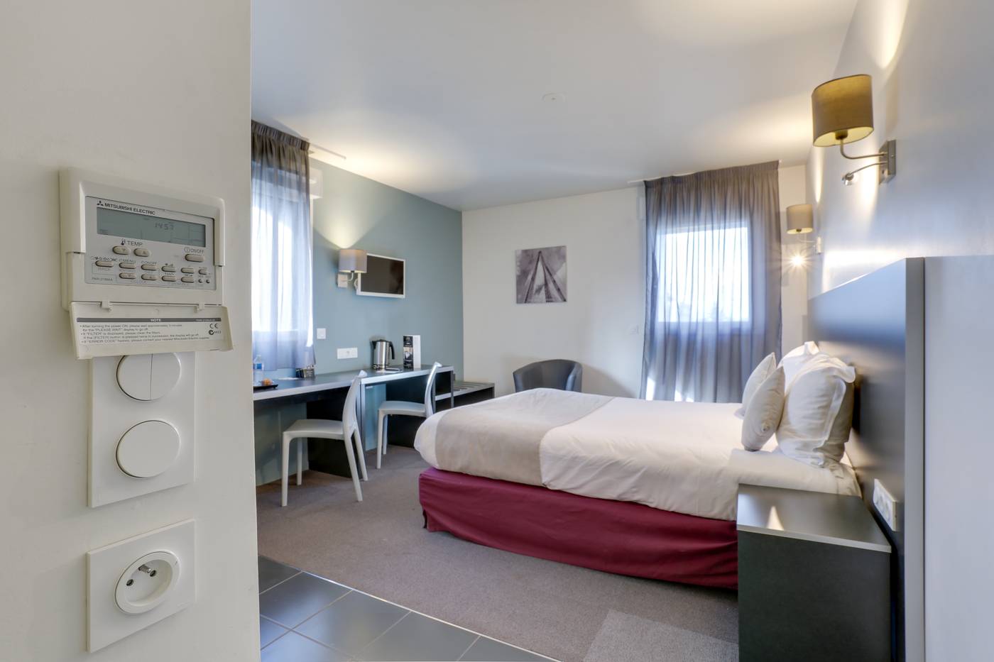 All-Suites-Aeroport-Paris-Orly-Rungis-Room-5
