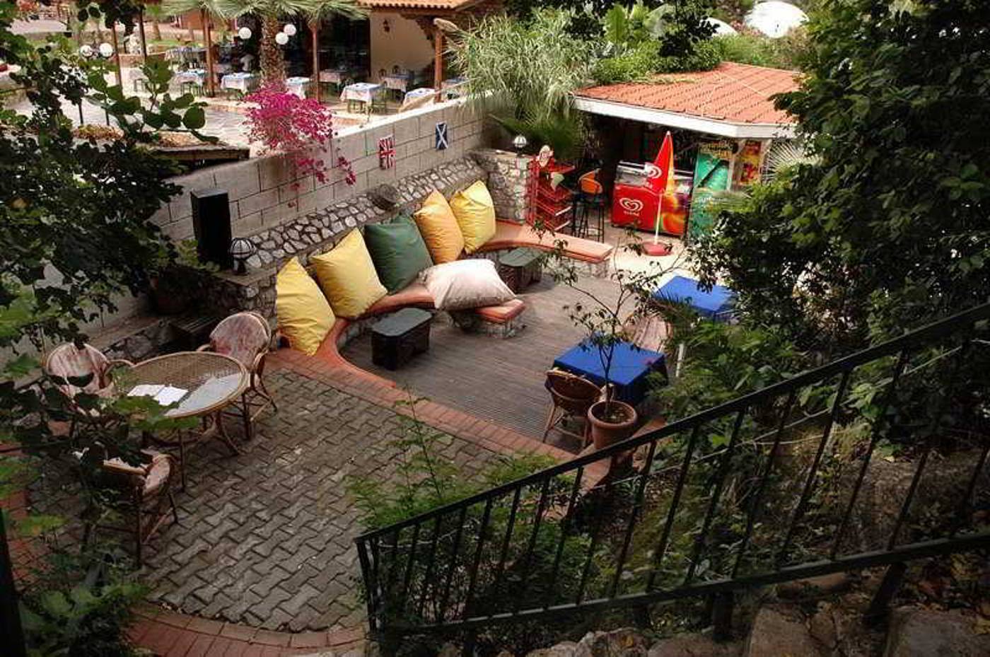 Oylum-Garden-Terrace-12