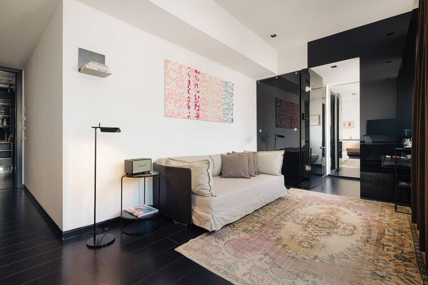 SIR-Albert-Hotel--part-of-Sircle-Collection-Room-44