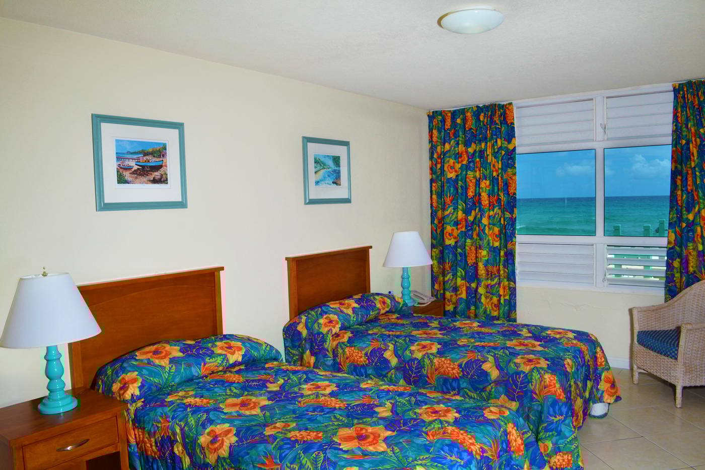 Coral-Mist-Beach-Hotel-Room-8