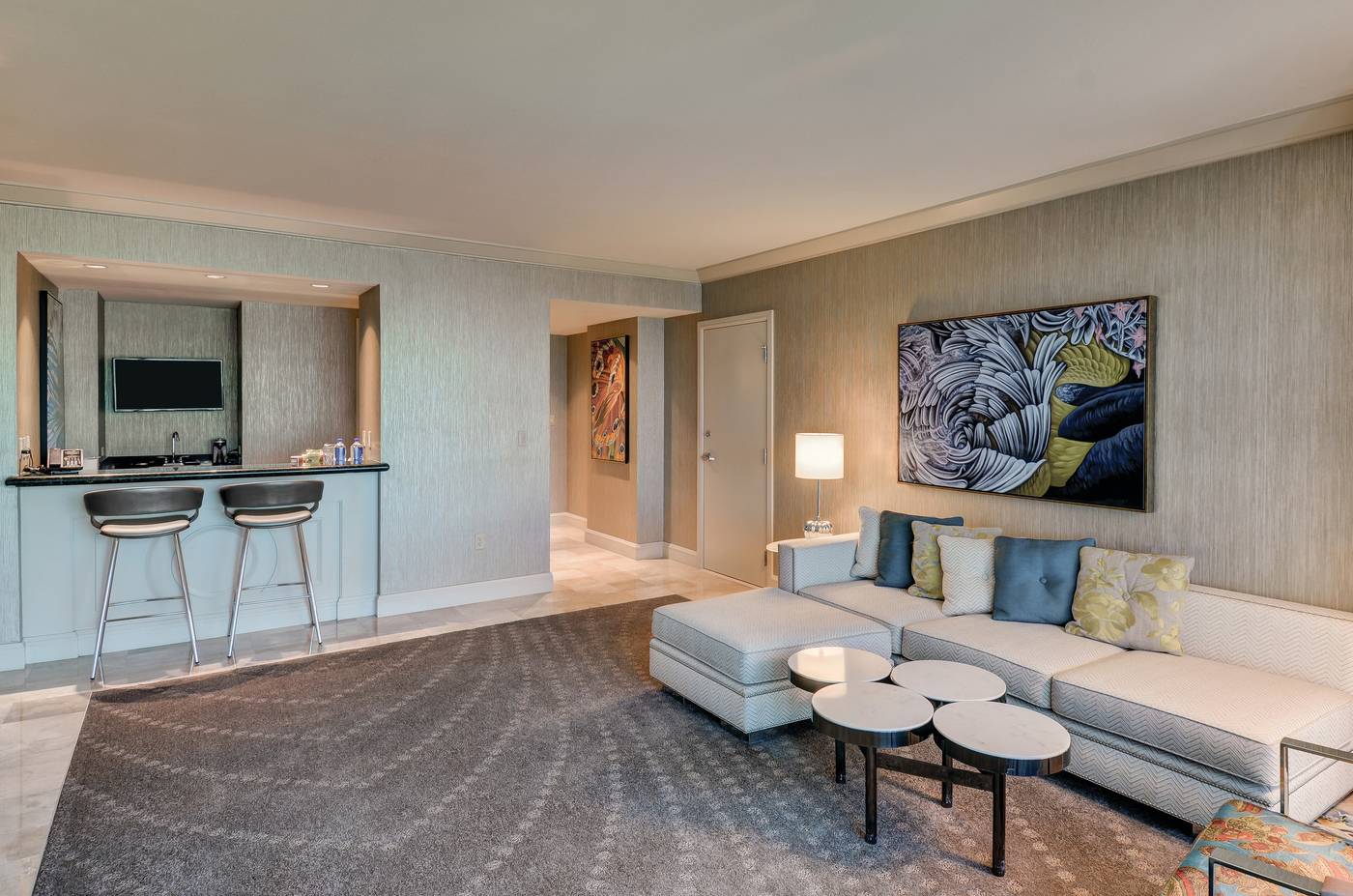 Mandalay-Bay-Hotel---Casino-Room-5