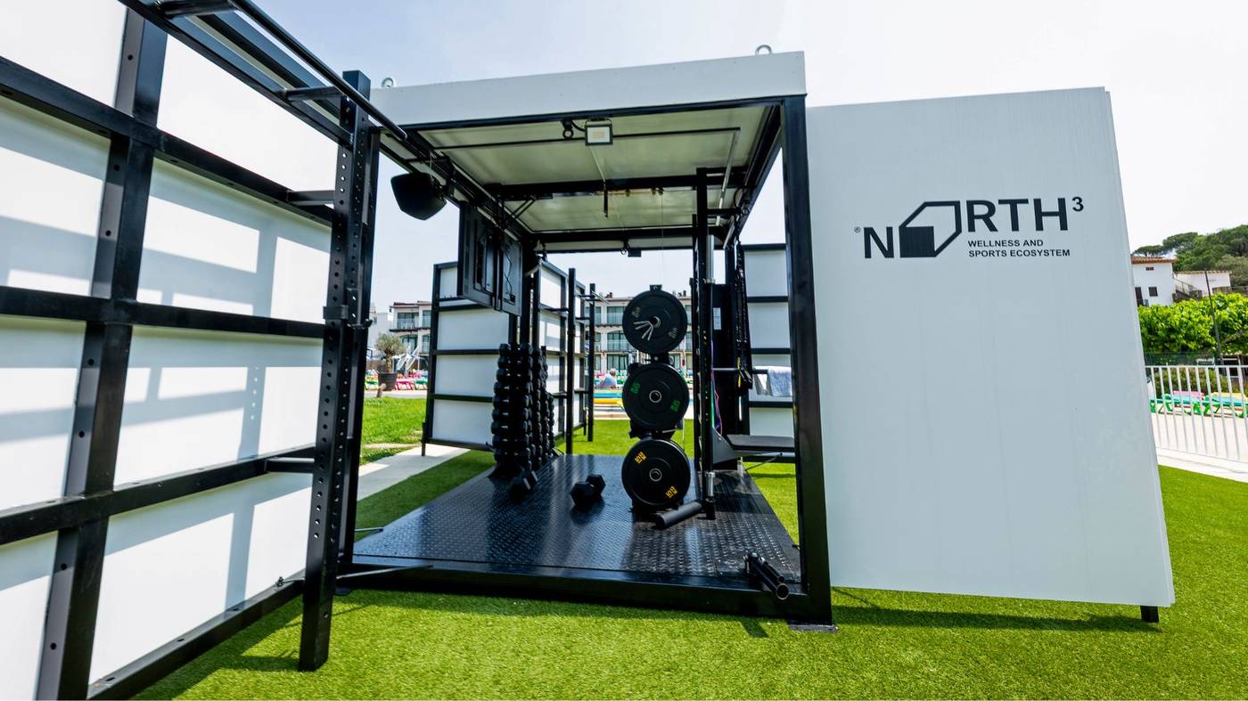 Medplaya-Sant-Eloi-Aparthotel-Sports-and-Entertainment-77