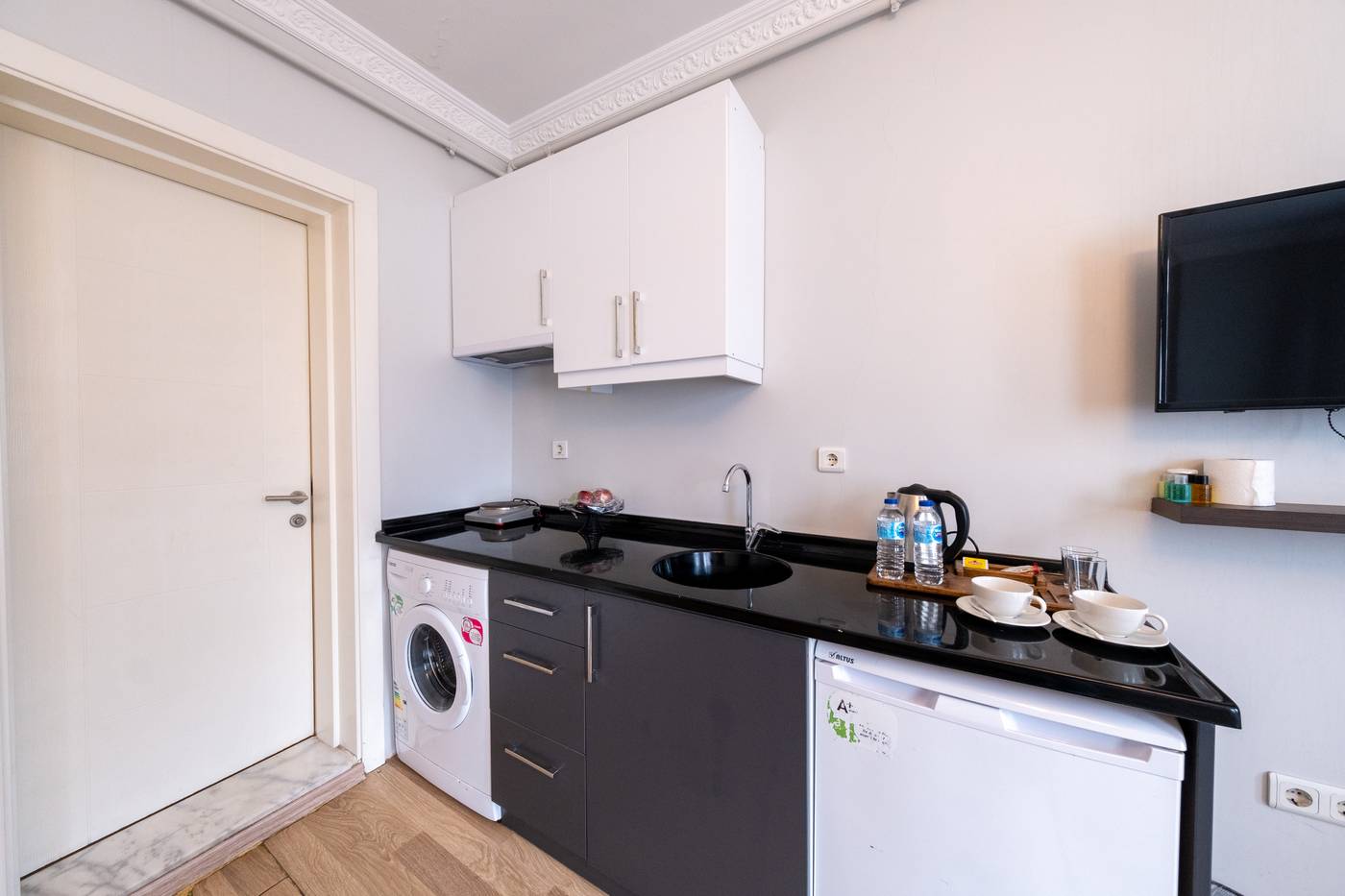 Frame-Galata-Hotel-Room-31