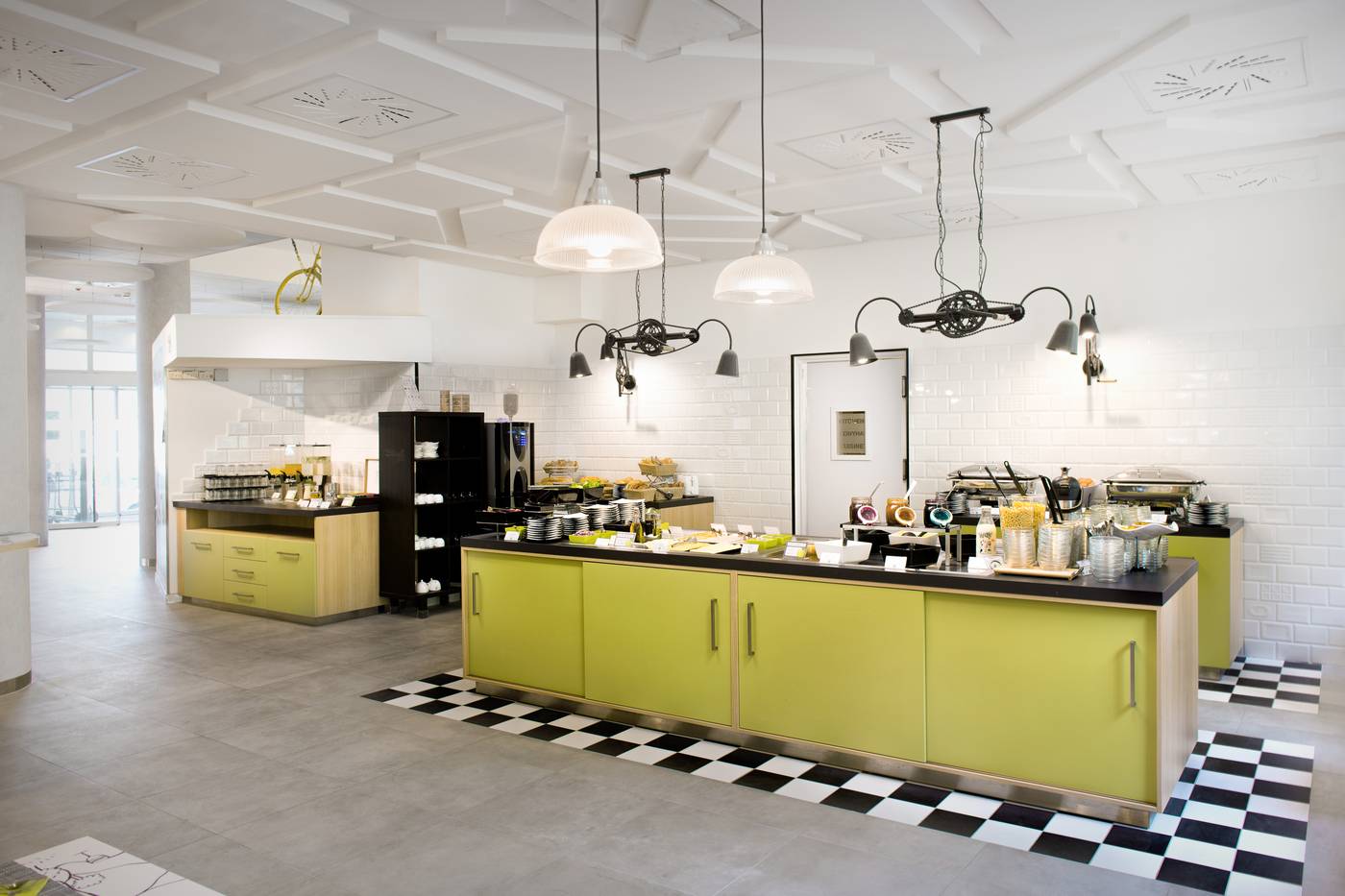 ibis-Styles-Budapest-City-Restaurant-17