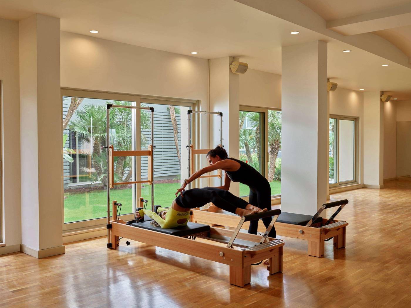 Lara-Barut-Collection-Sports-and-Entertainment-88