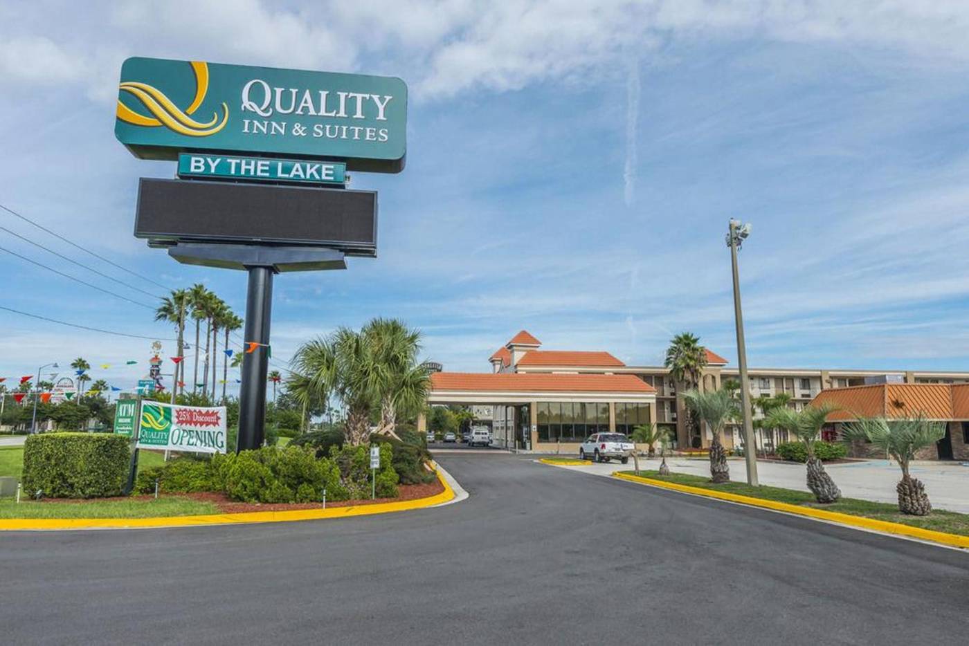 Quality Inn & Suites Kissimmee by The Lake-United States-KISSIMMEE-General view-2