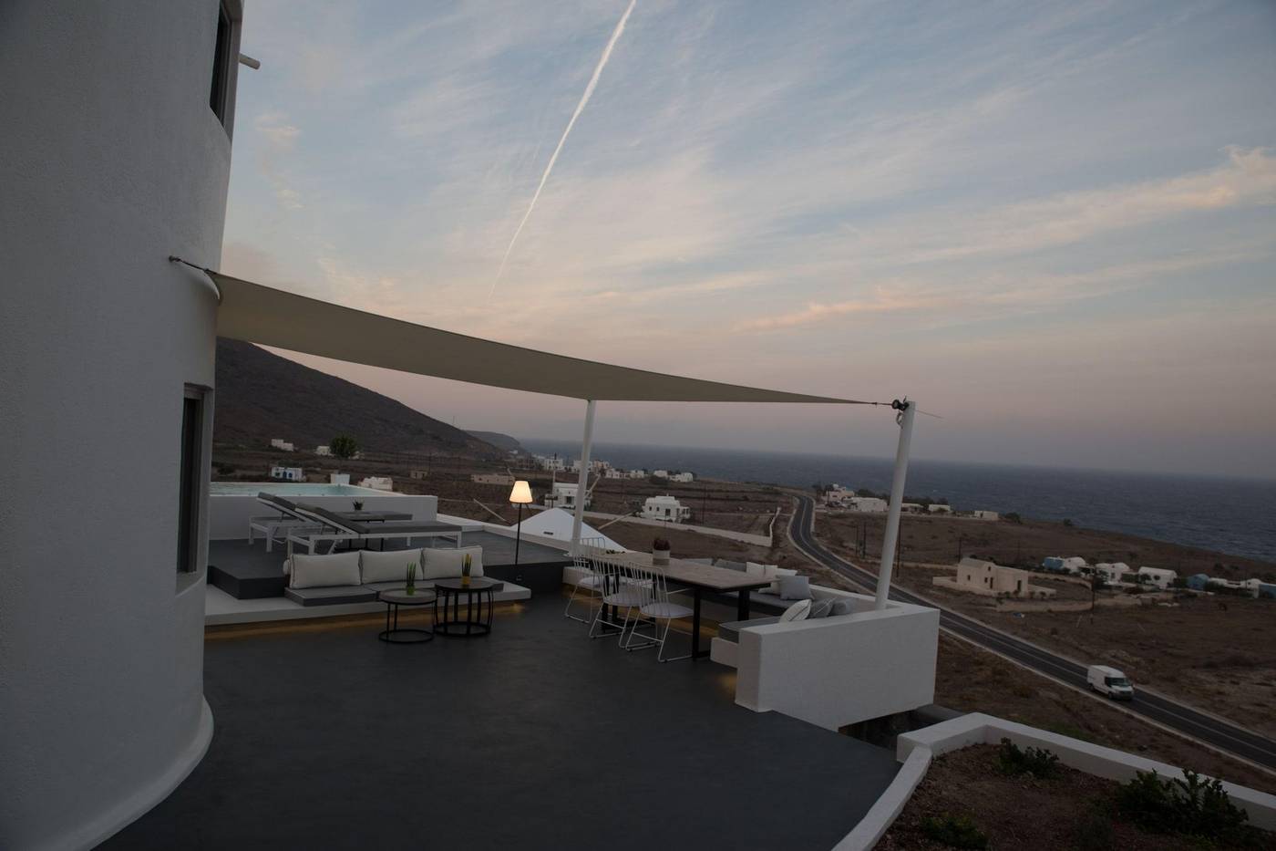 Horizon-Mills-Villas---Suites-Terrace-80