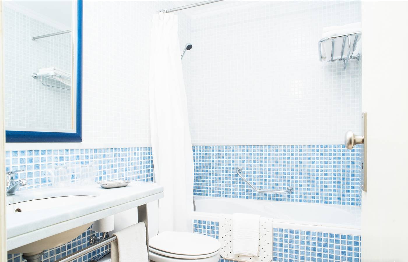 The-Navigator---Palm-Oasis-Alvor-Room-37