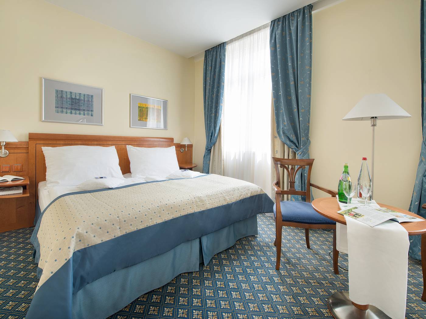 Ramada-Prague-City-Centre-Room-10