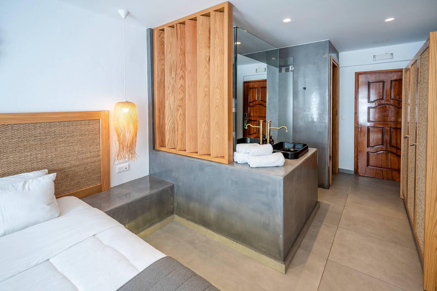 SMY-Mediterranean-White---Adults-Only-Room-41