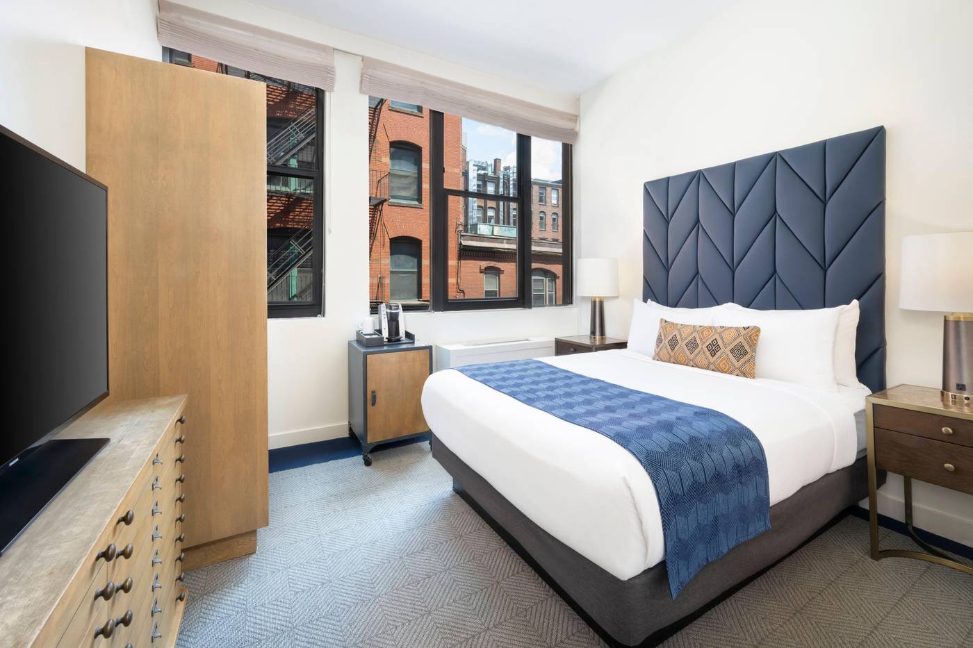 Hotel-Indigo-Boston-Garden-Room-18