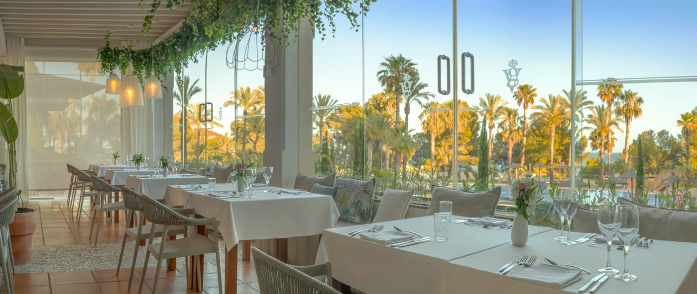 SH-Villa-Gadea-Restaurant-44