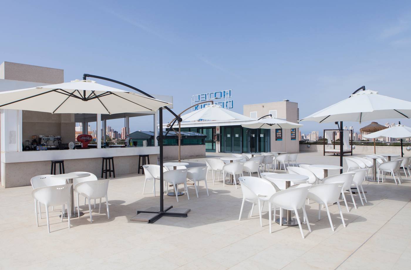 Deloix-Aqua-Center-Hotel-Bar-19