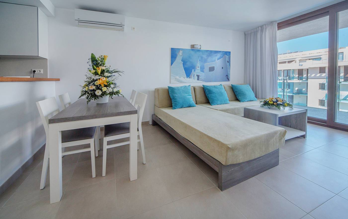 Caprice-Skyline-Aparthotel-Room-34