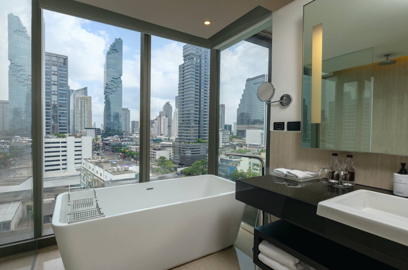 Amara-Bangkok-Room-31