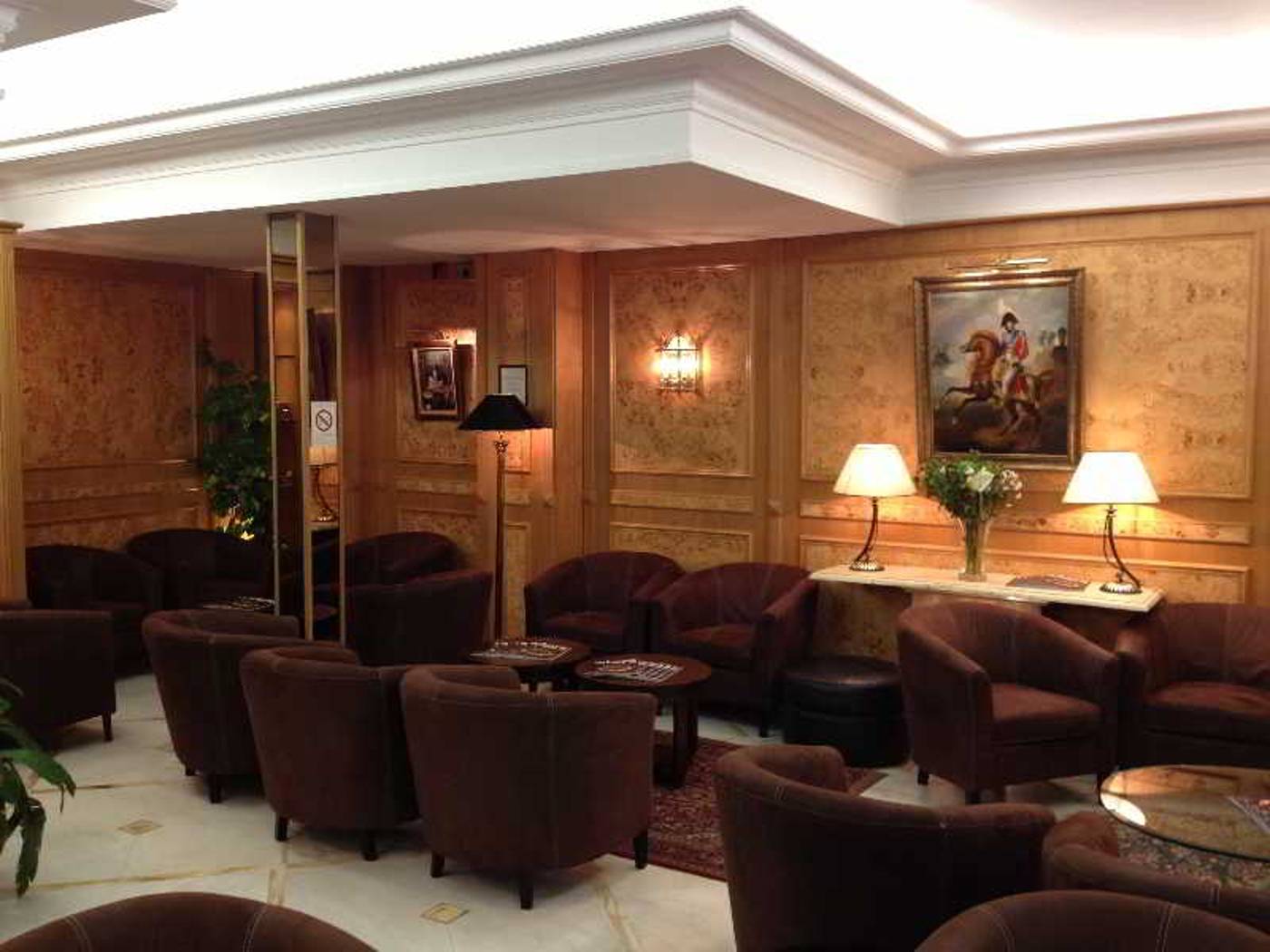 HOTEL-PRINCESSE-CAROLINE-Lobby-9