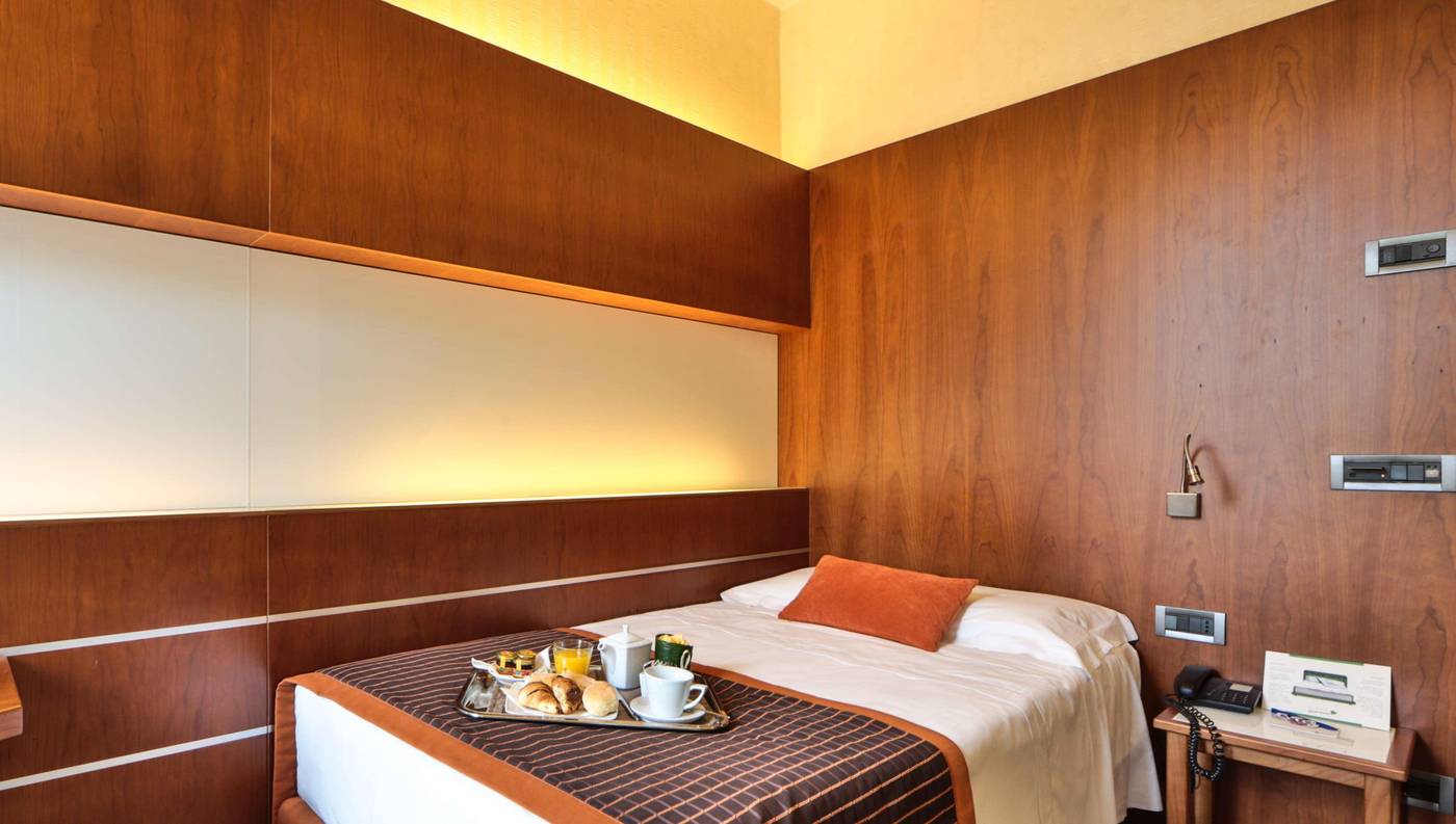 Best-Western-Hotel-Madison-Room-36