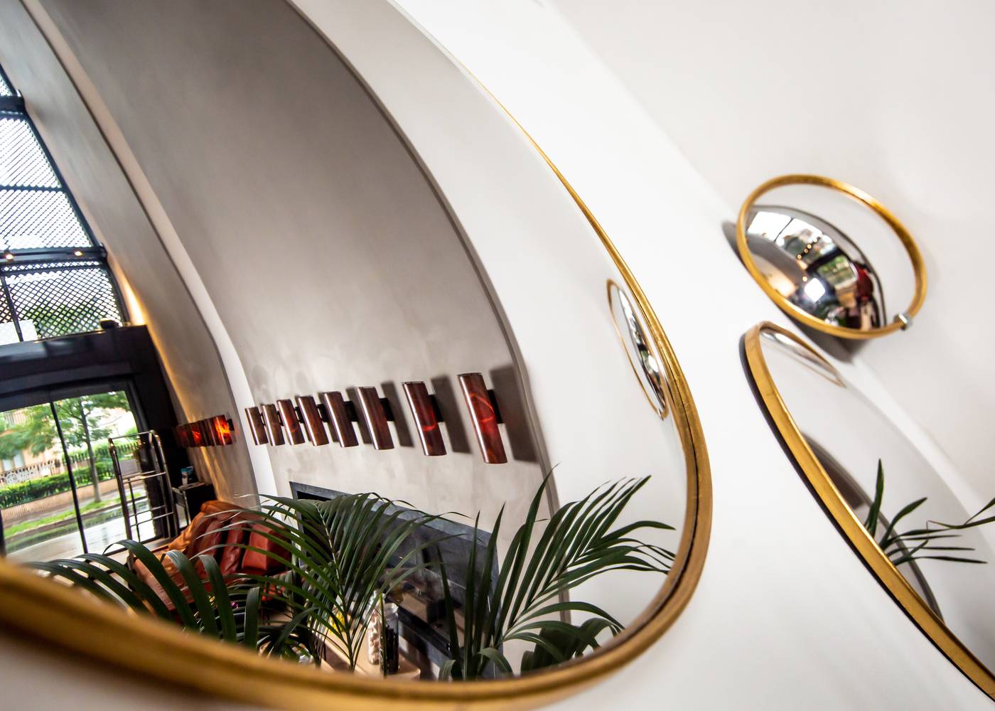 Milan-Suite-Hotel-Lobby-9