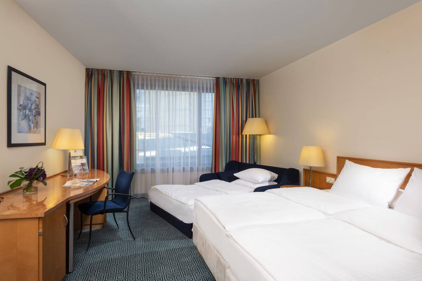 Maritim-Hotel-Munchen-Room-23