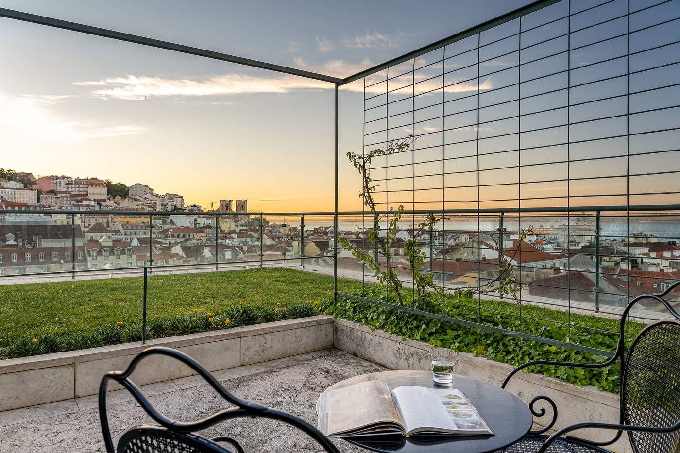Hotel-do-Chiado-Room-1