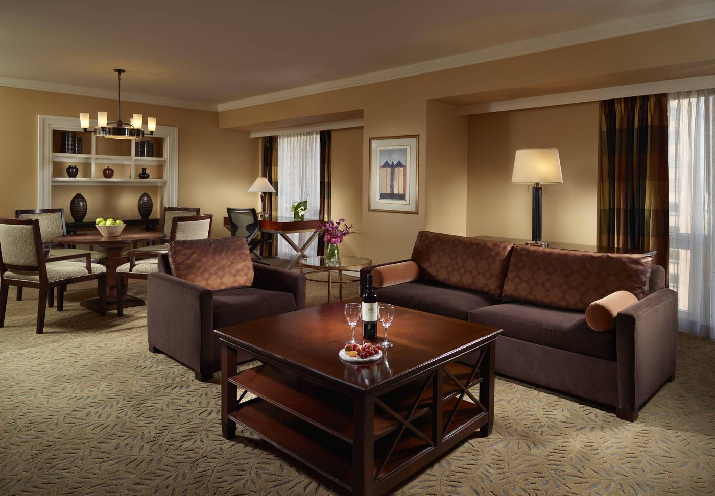 Omni-Los-Angeles-Hotel-at-California-Plaza-Room-21