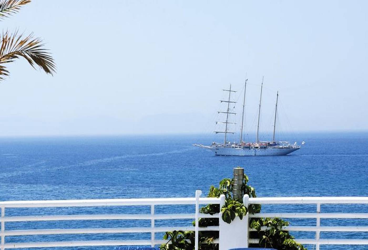 Korumar-Hotel-De-Luxe-Beach-46