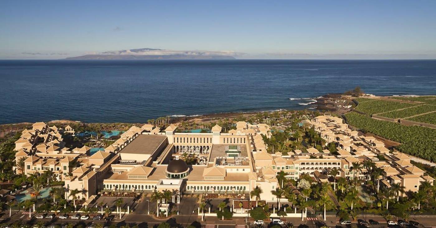 RedLevel-at-Melia-Palacio-de-Isora-General-view-14