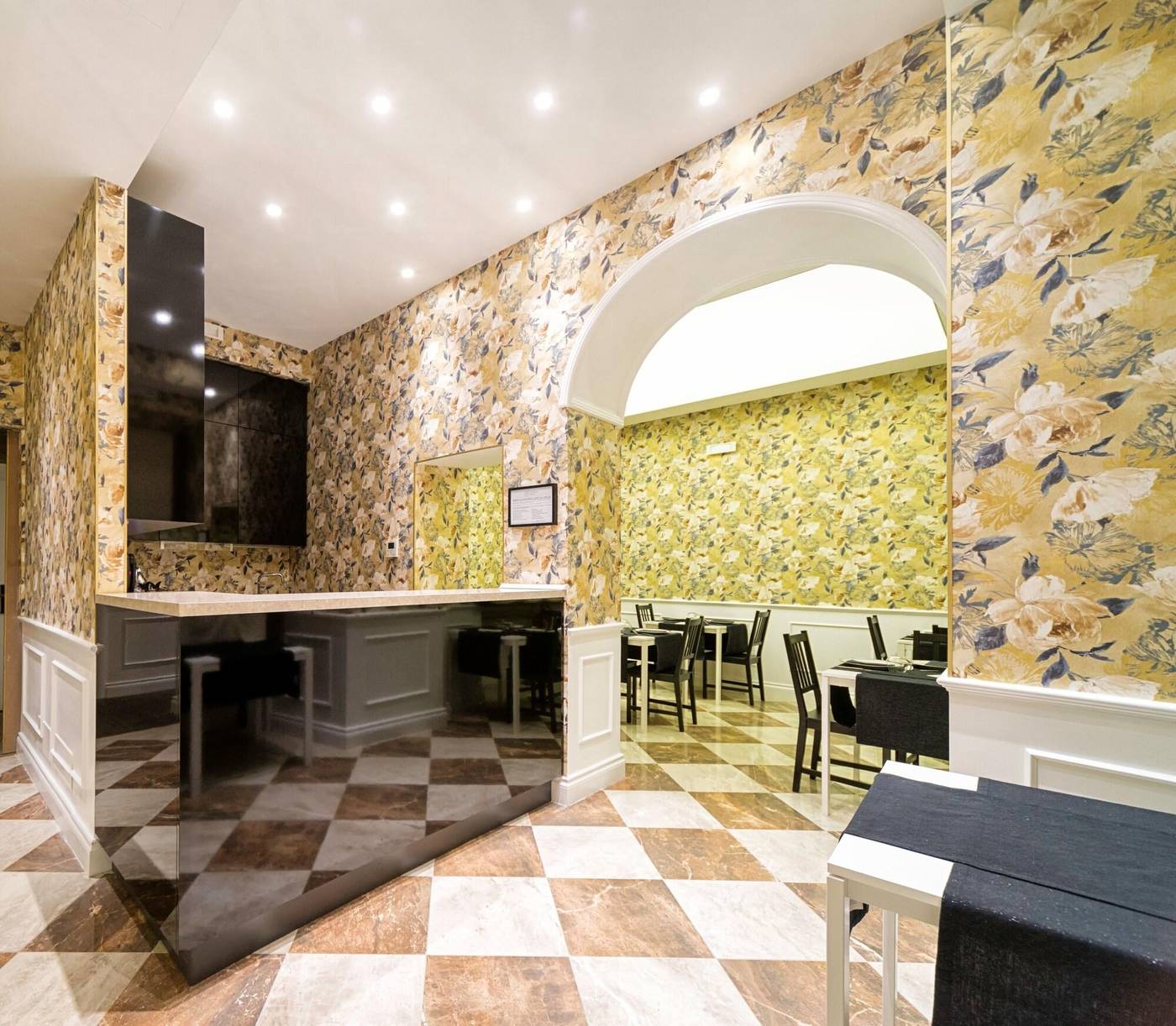 Via-Veneto-Suites-Bar-12