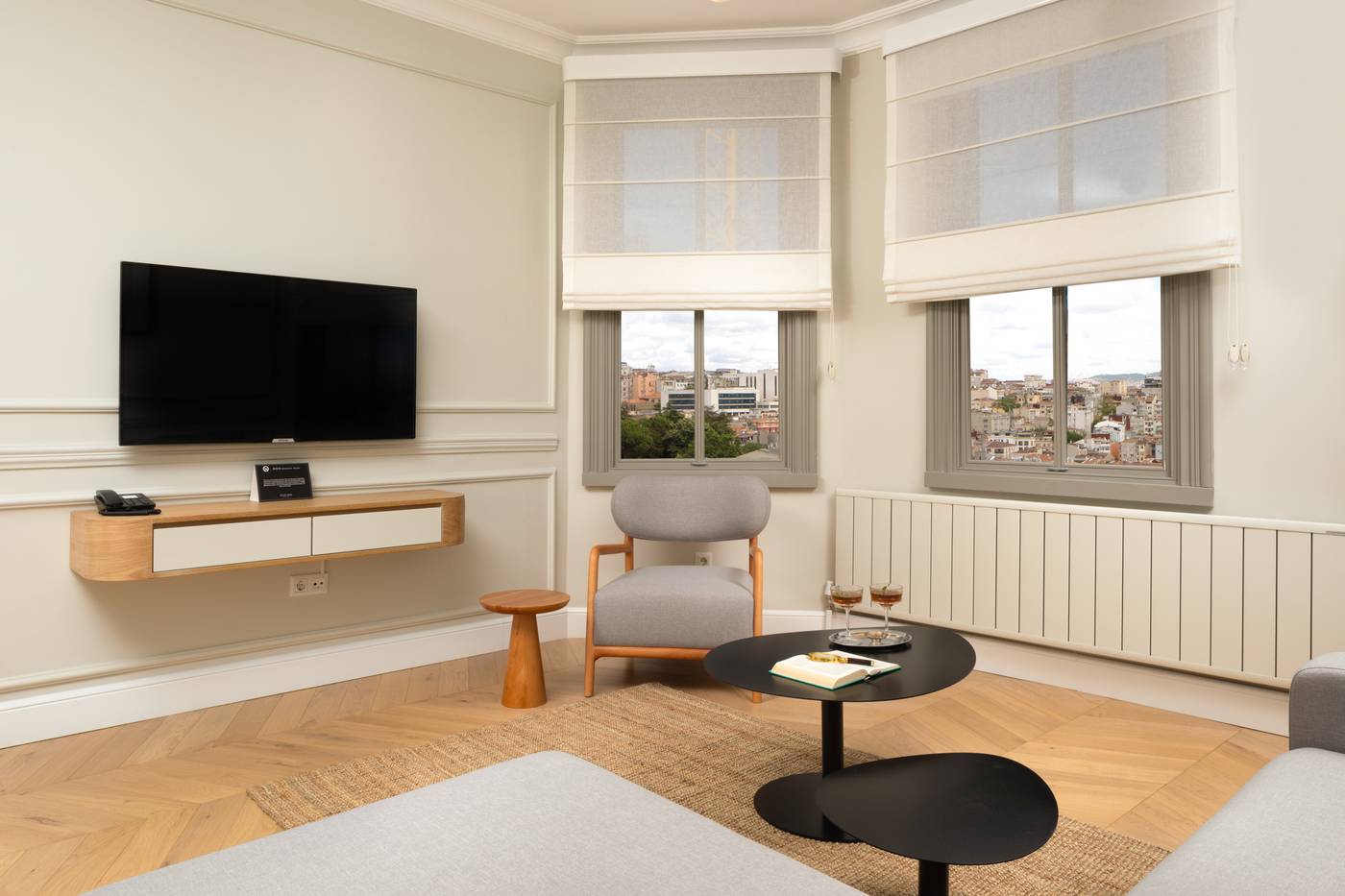 Vucino-Suites-Room-2