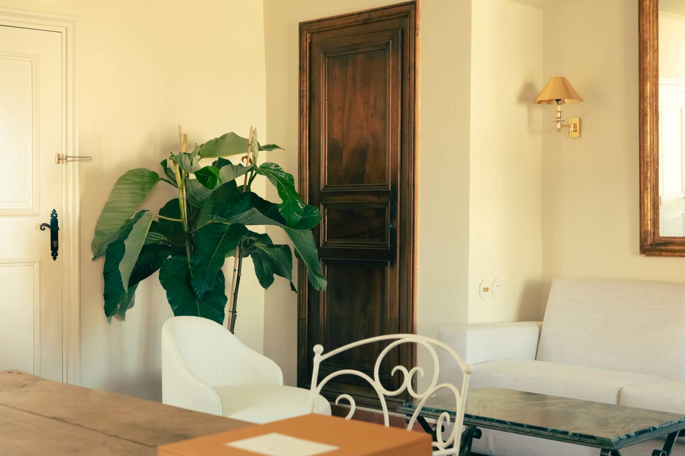 Hotel-La-Ponche-Room-49