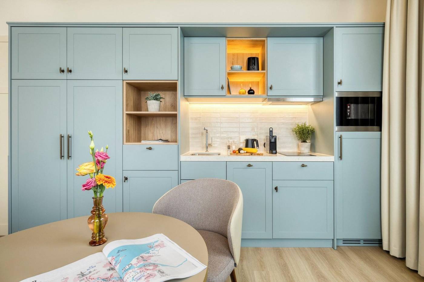 Citadines-Canal-Amsterdam-Room-4