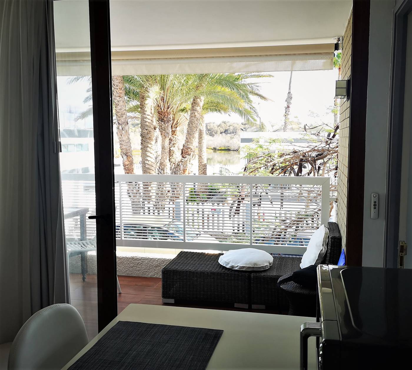 Apartamentos-Cocoteros-Room-35