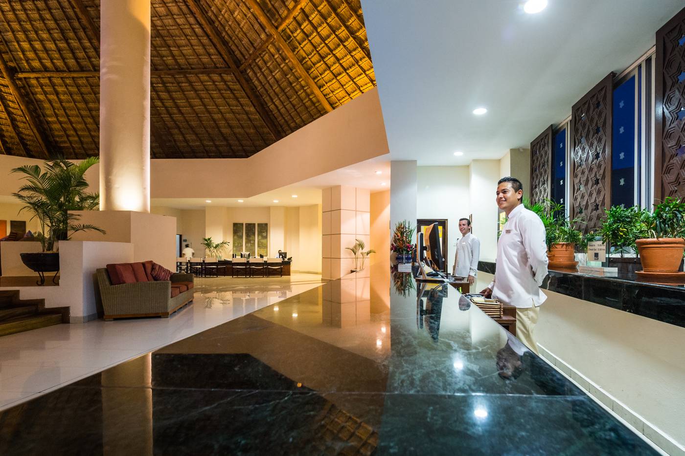 Bluebay-Grand-Esmeralda-Lobby-44