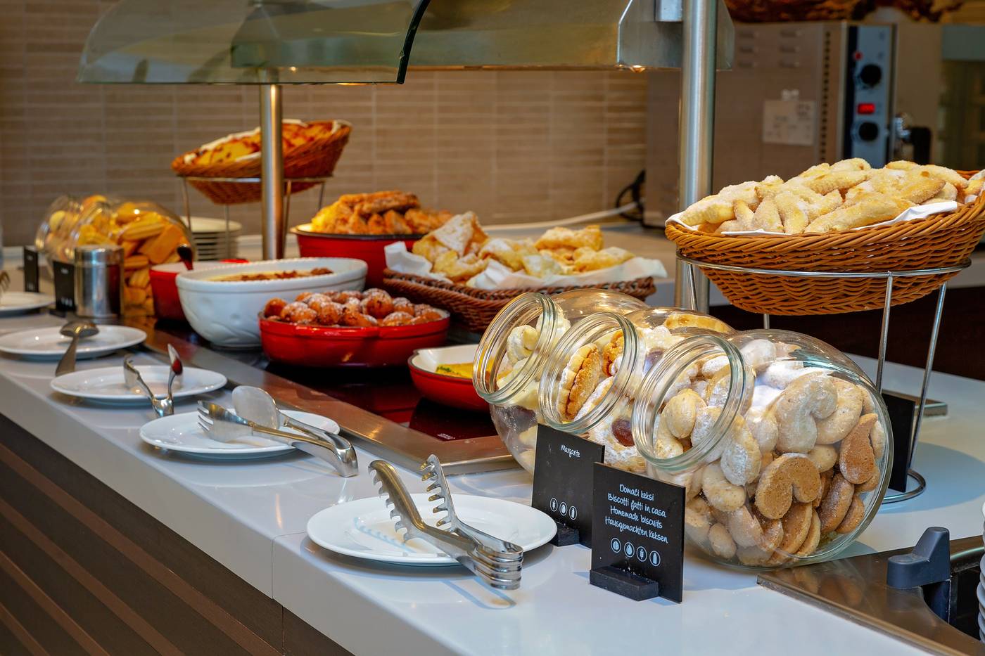 Maistra-Select-Belvedere-Resort-Restaurant-50