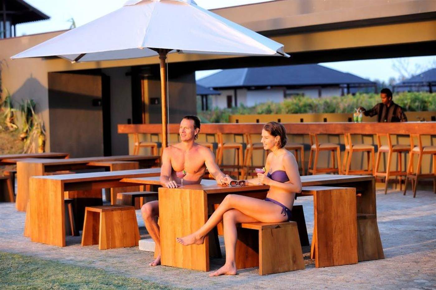 Anantaya-Resort---Spa---Chilaw-Bar-12