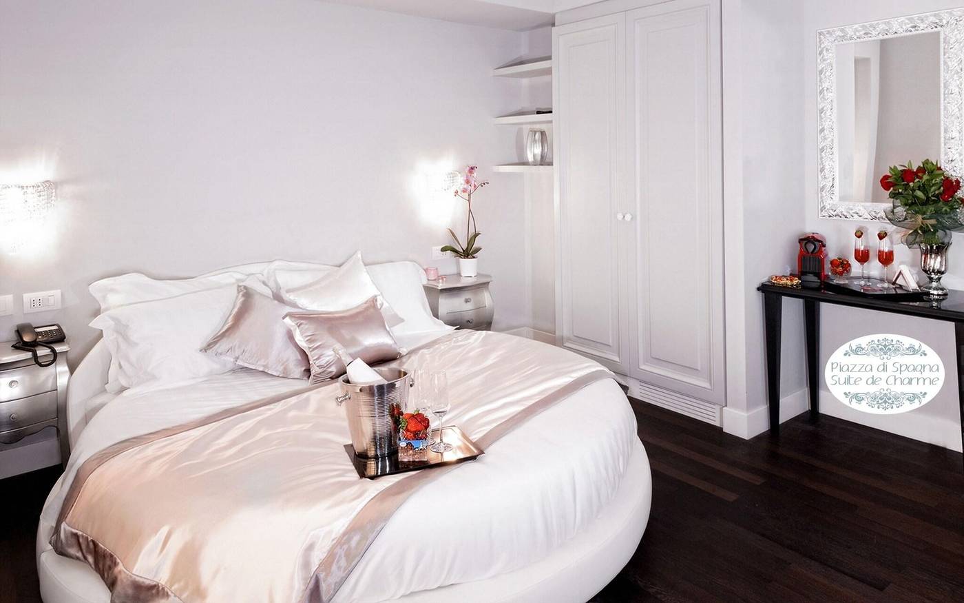 Piazza-Di-Spagna-Suite-De-Charme-Room-13