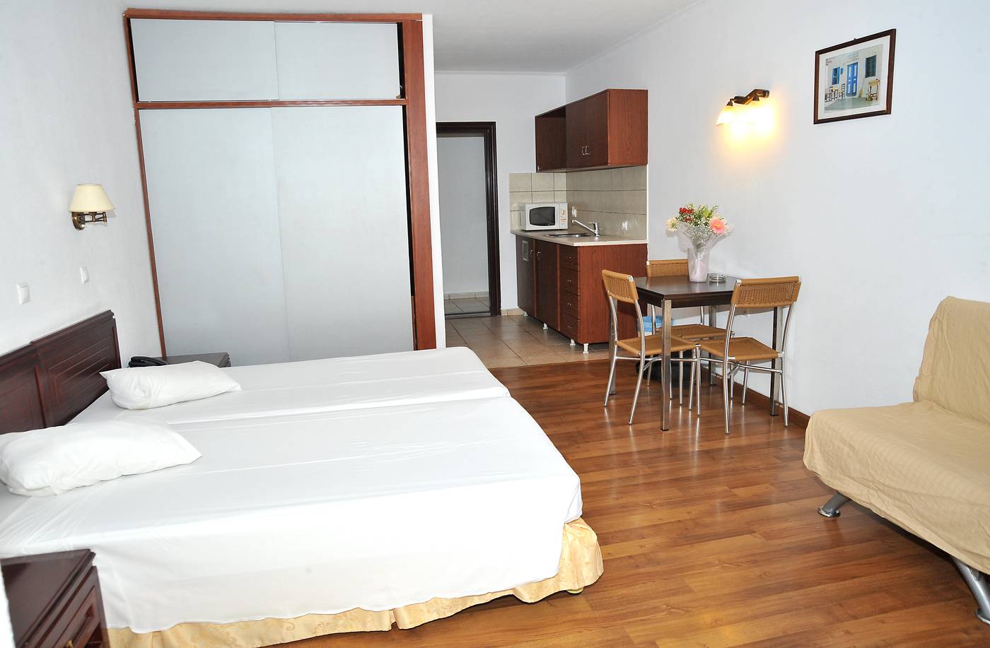 Santa-Marina-Hotel-Apartaments-Room-25