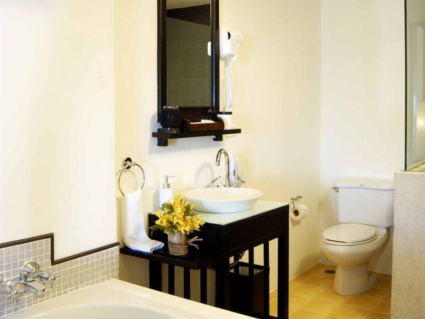 Avantika-Boutique-Room-20