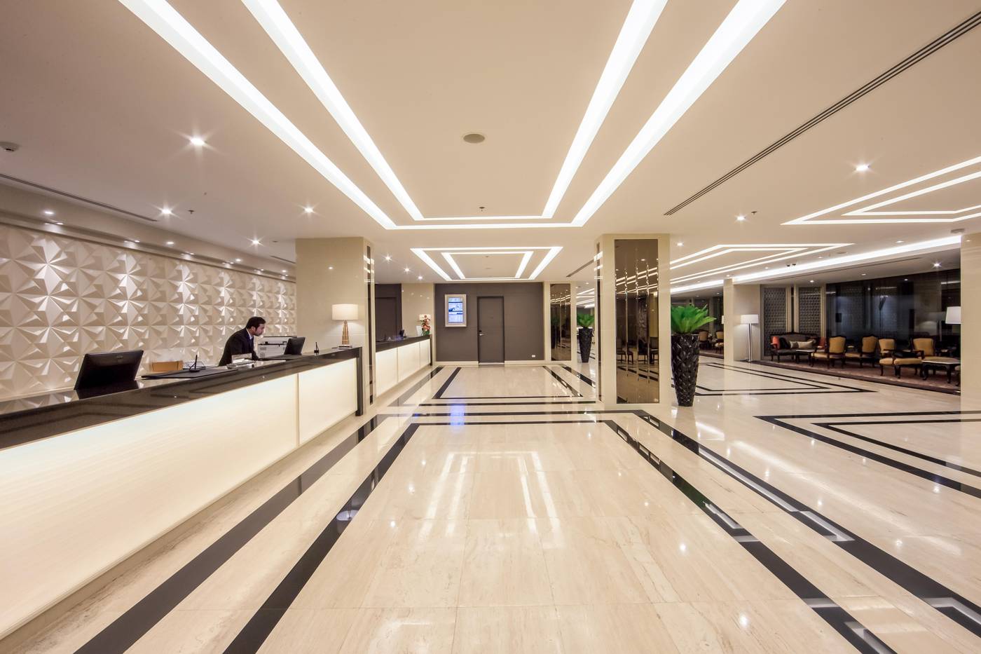 Mandarin Hotel Managed By Centre Point-Thailand-BANGKOK-Lobby-10