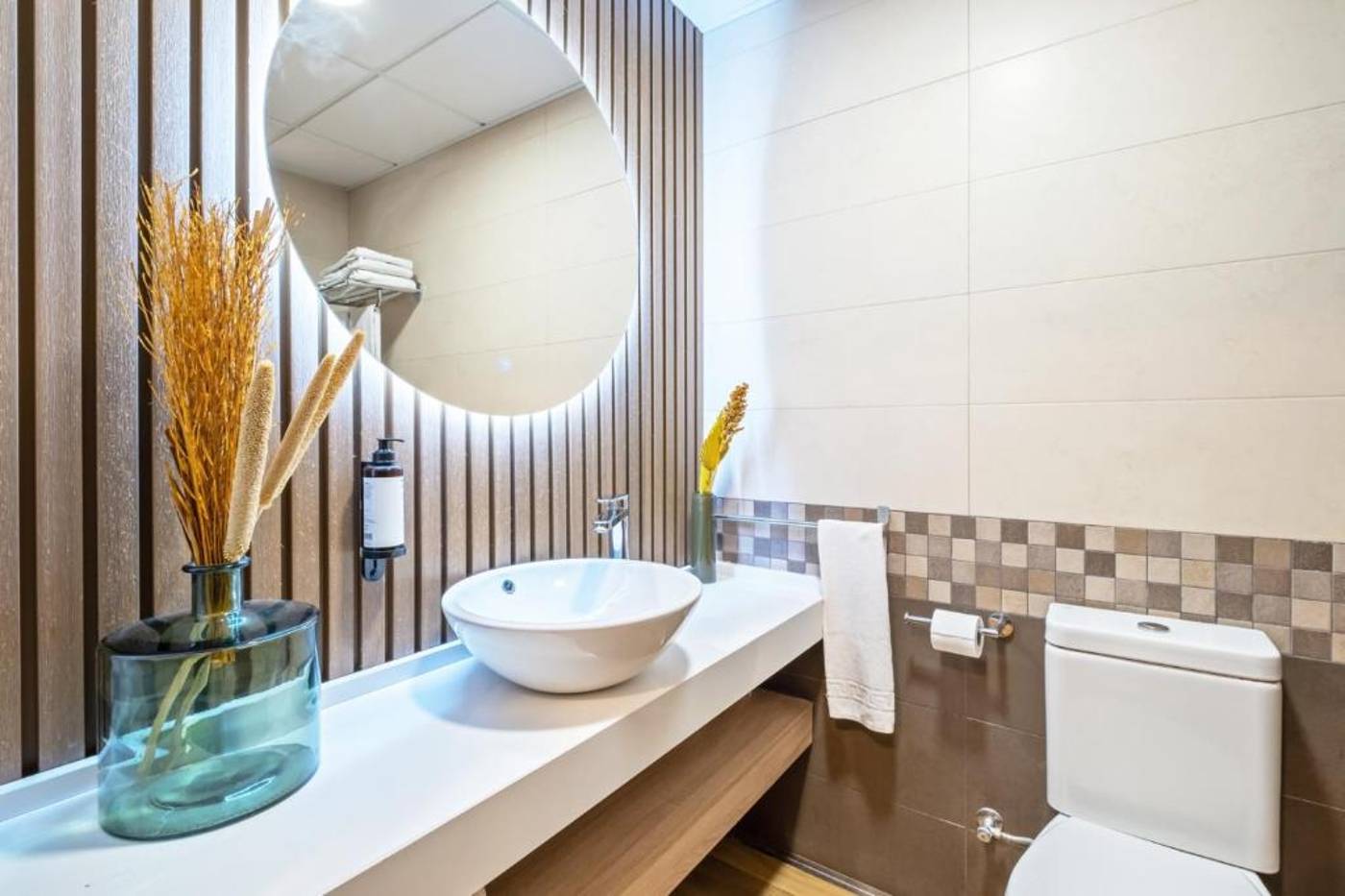 Puente-Real-Room-36