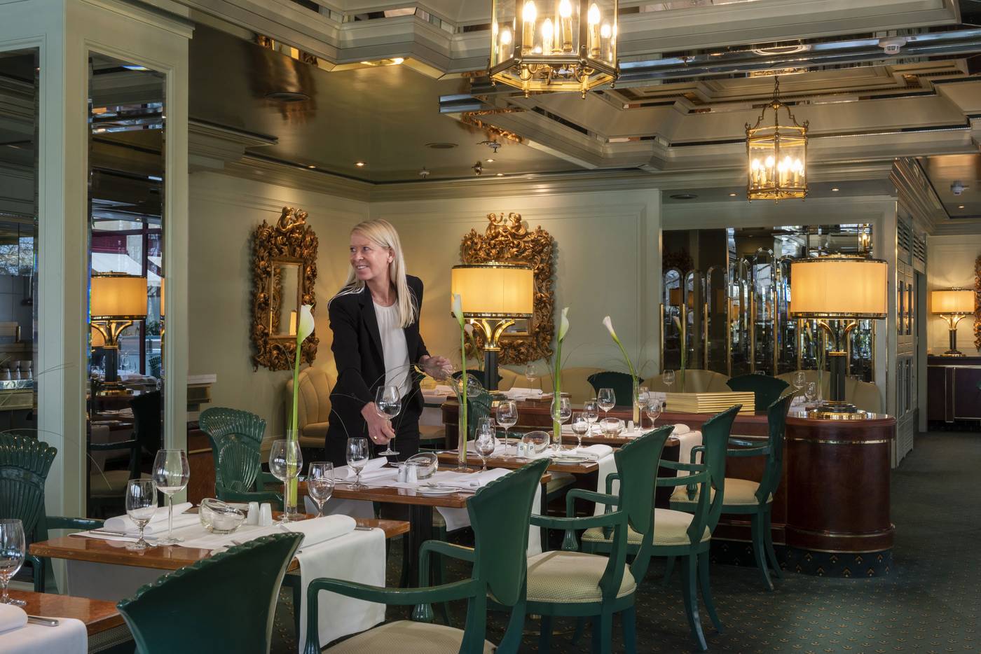 Maritim-Hotel-Cologne-Restaurant-49