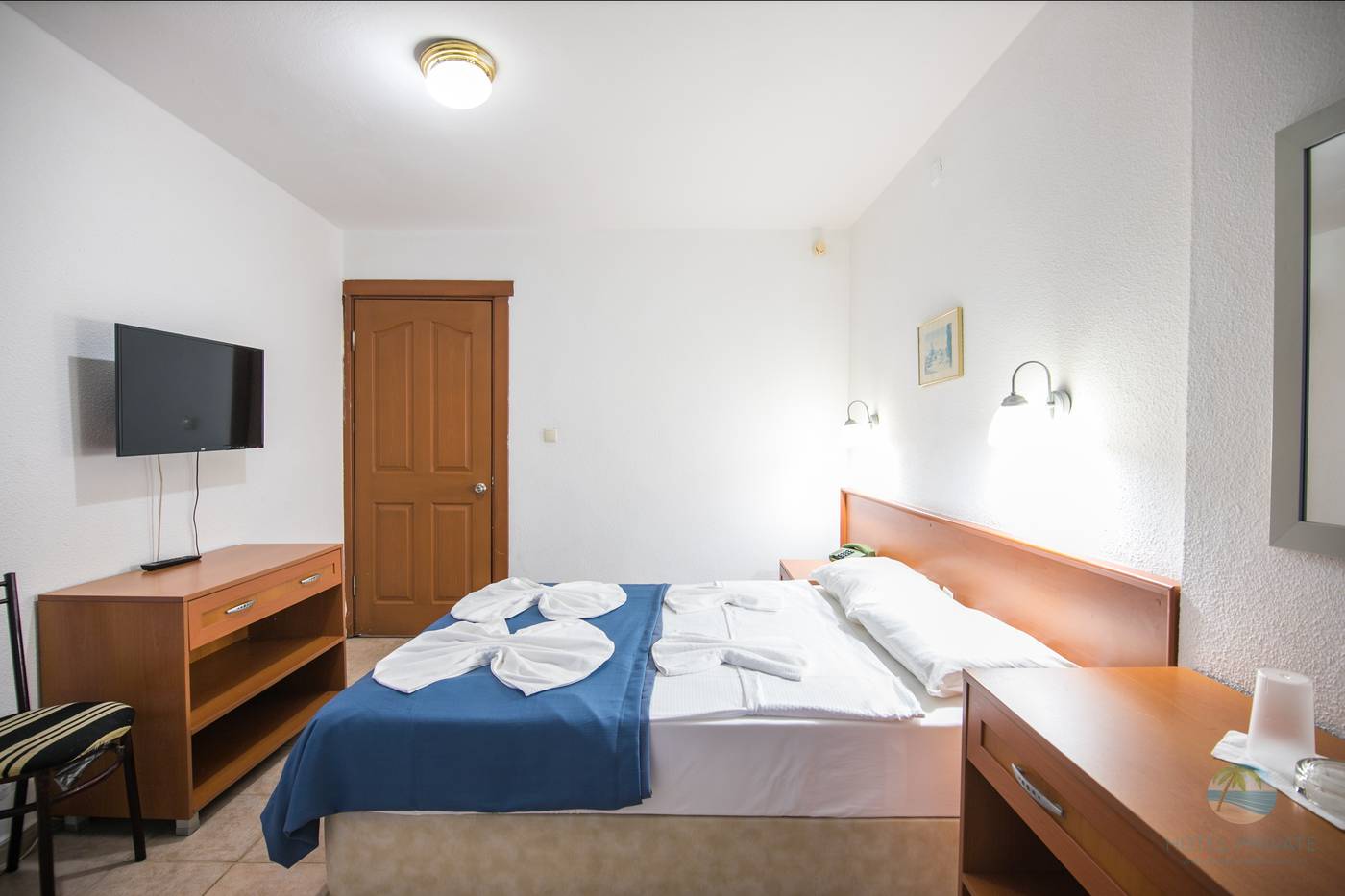 Private-Hotel-Room-28