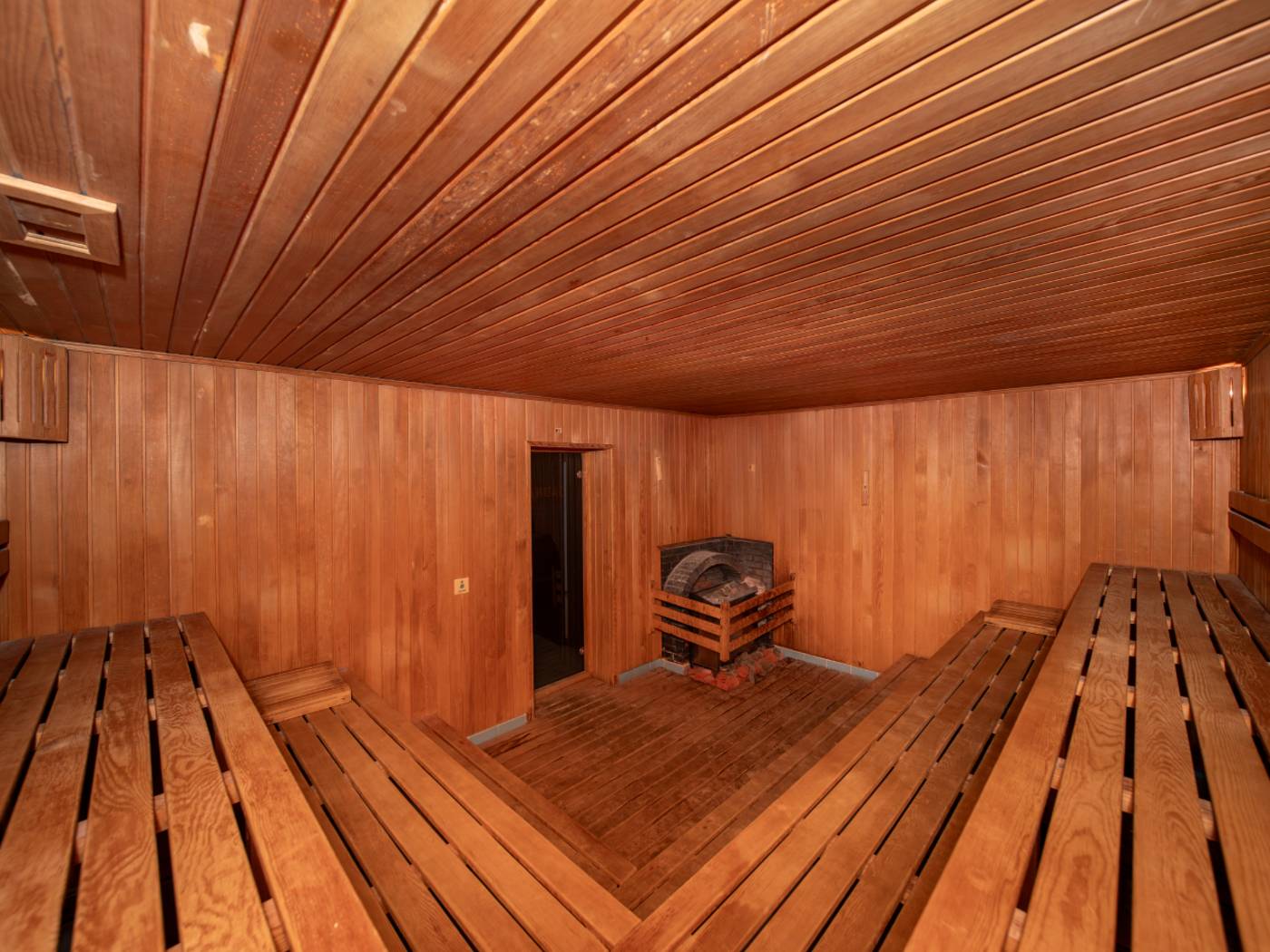 Ambrosia-Sports-and-Entertainment-19