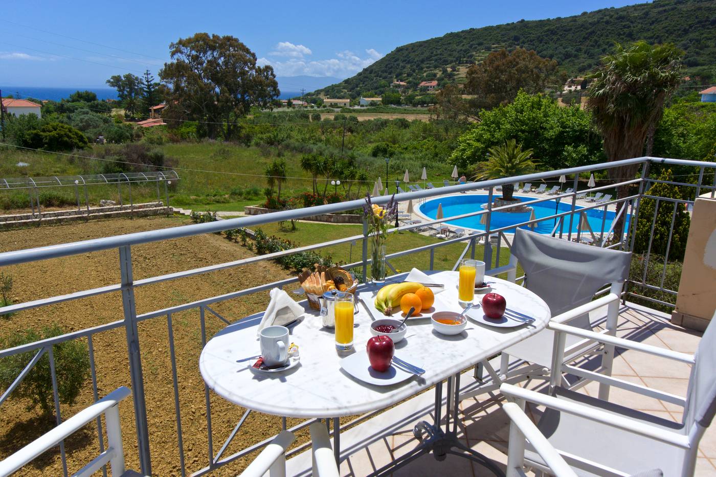 Alkioni-Hotel-Terrace-22